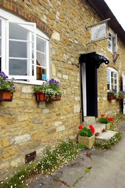 Wheelwrights Bed & Breakfast Абътсбъри Екстериор снимка